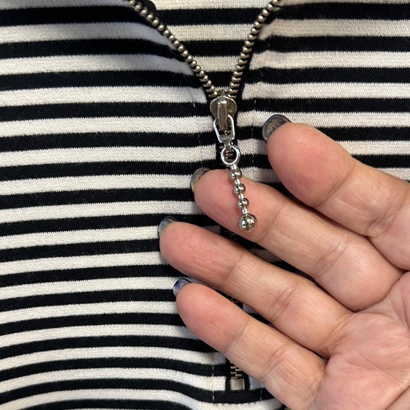 Current/Elliott Sz 2 Leighton Stripe Half Zip Tee - Picture 3 of 9